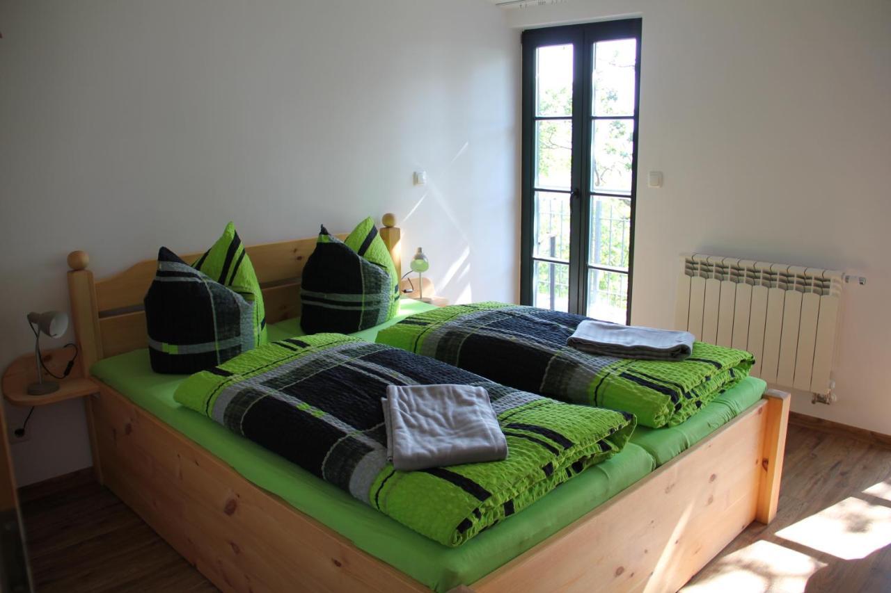 Berghaeusel Hotel Lobau Bagian luar foto